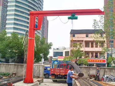 2 ตันไฟฟ้าโรตารี่ Cantilever Crane